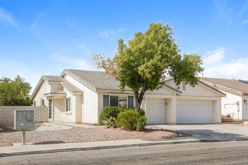 5439 Coleman St - Photo 3 of 16