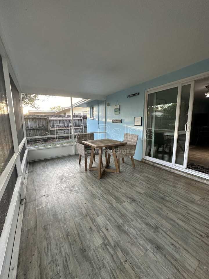 649 Jacaranda St - Photo 2 of 22