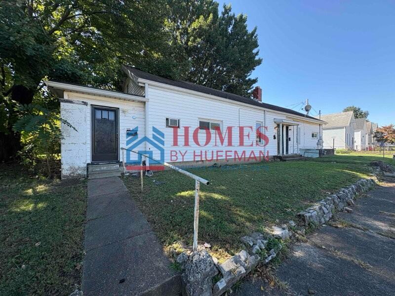 1000 W Iowa St Apt A - Photo 2 of 15