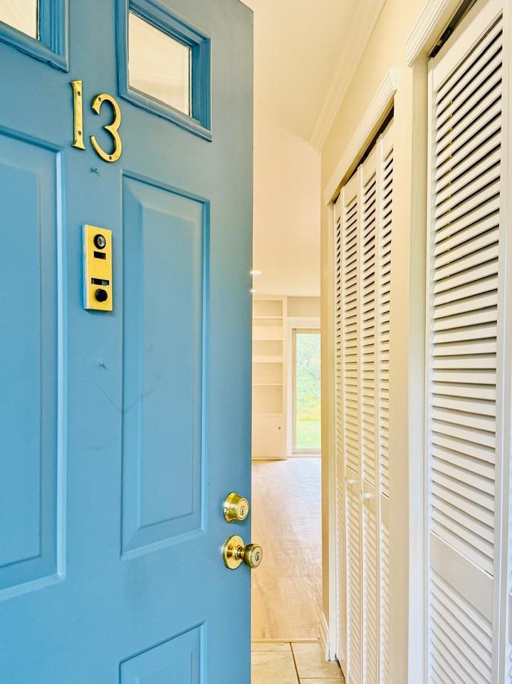 13 Cypress Ct - Photo 2 of 46