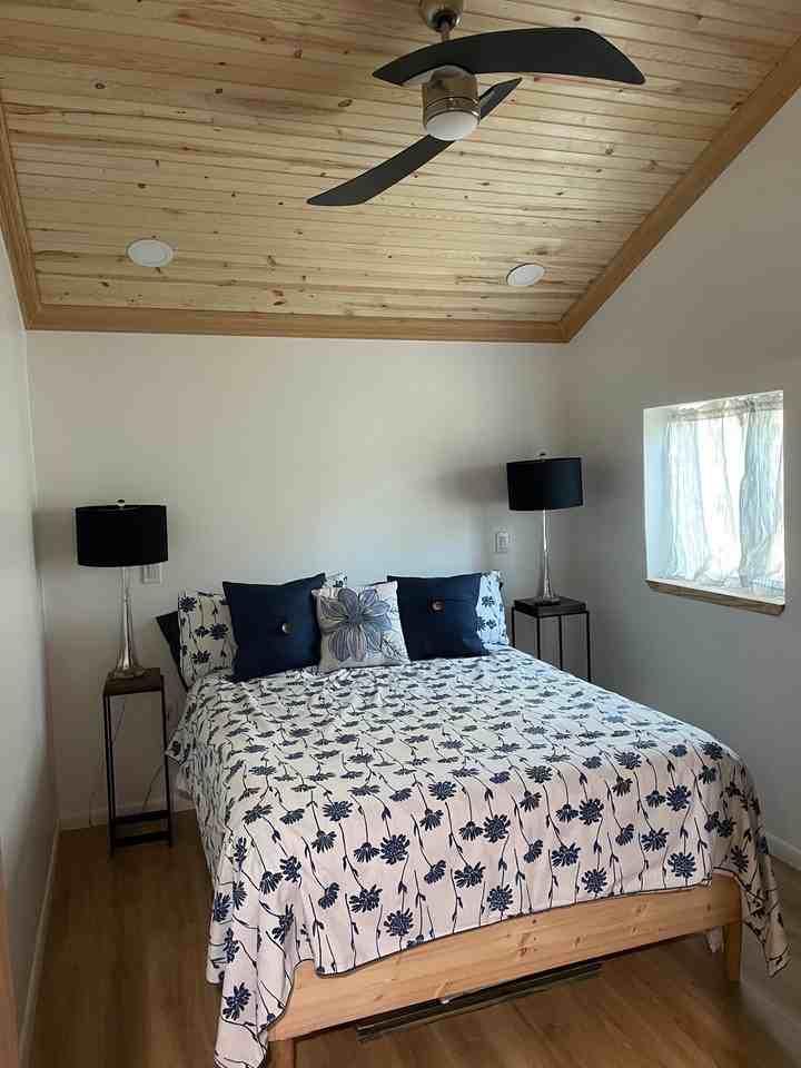 1116 W 7th St #NA - Photo 6 of 17