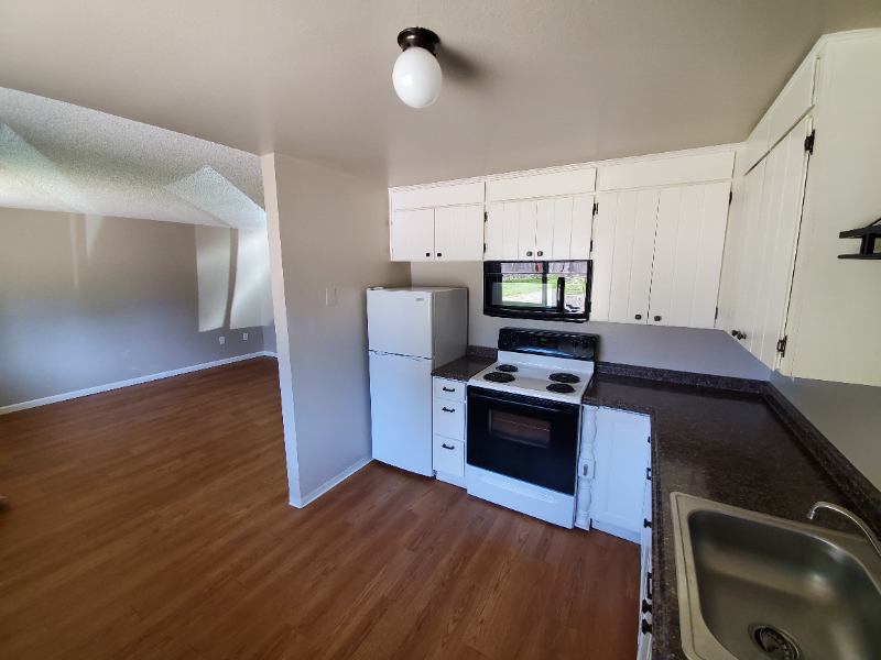 11101 124th St E #11101 - Photo 3 of 11