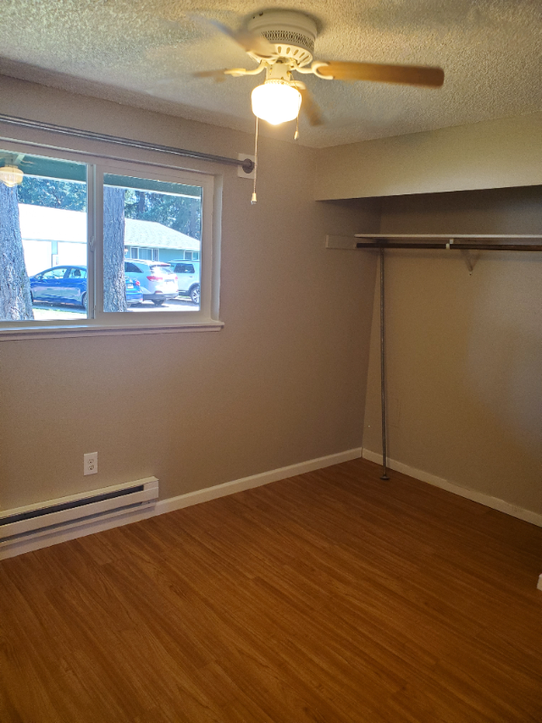 11101 124th St E #11101 - Photo 7 of 11