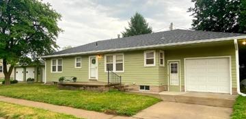 featured image of 221 S Thomas St