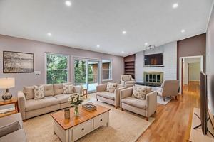 featured image of 90 Quaint Acres Dr