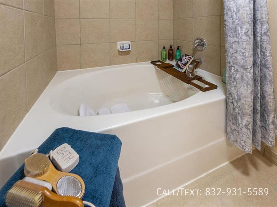 12011 Broadway St - Photo 7 of 10