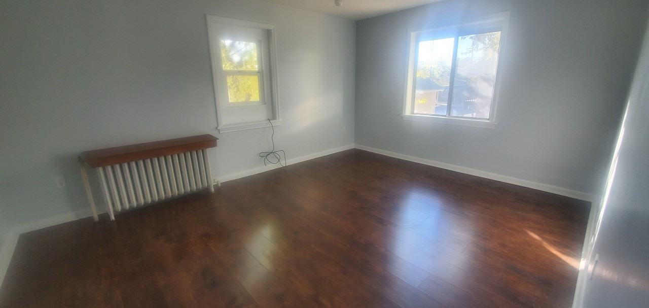 290 E Truman Ave - Photo 2 of 11