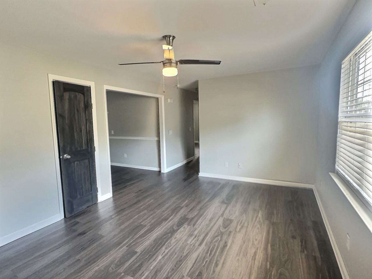 Battlefield Village Apartments - Photo 4 of 40