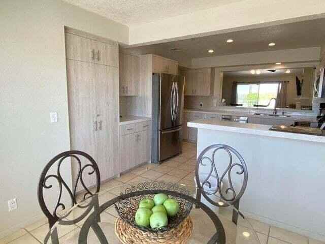 432 Desert Falls Dr N - Photo 4 of 20