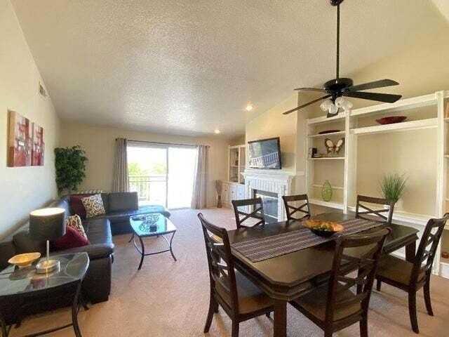 432 Desert Falls Dr N - Photo 5 of 20