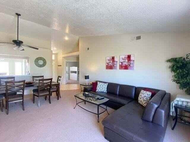 432 Desert Falls Dr N - Photo 6 of 20