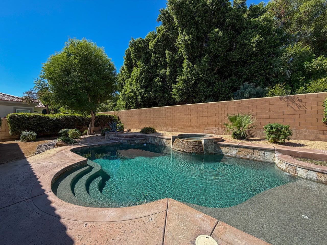 52345 Shining Star Lane - Photo 3 of 40