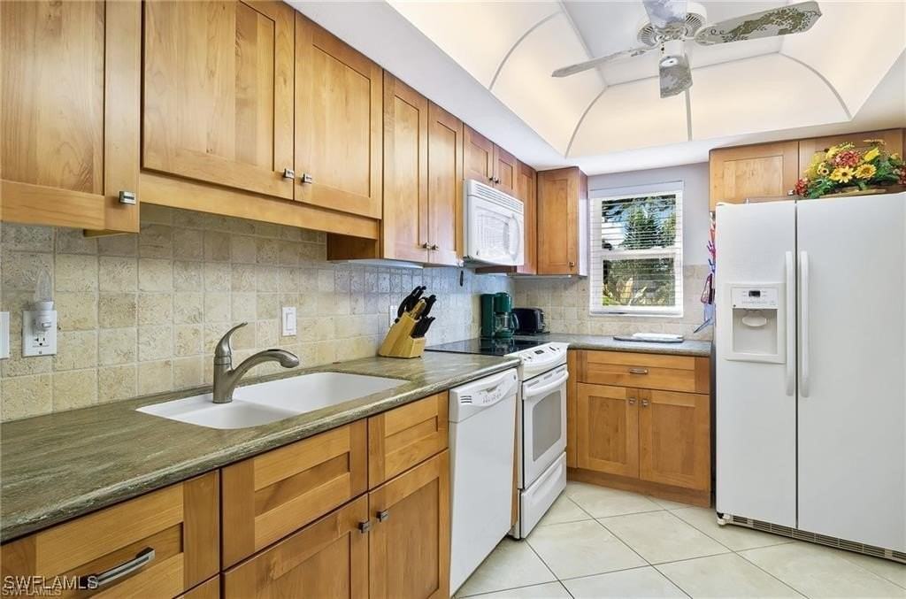 27249 Pullen Ave - Photo 4 of 14