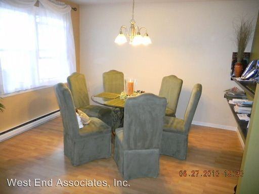 12 Cambridge Pl - Photo 3 of 11