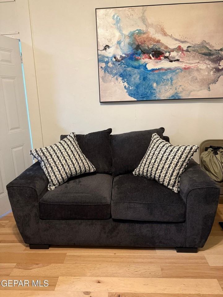 709 North Saint Vrain Street #2 - Photo 4 of 21