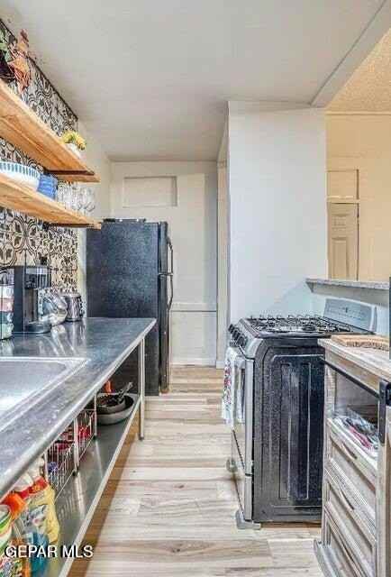 709 North Saint Vrain Street #2 - Photo 6 of 21