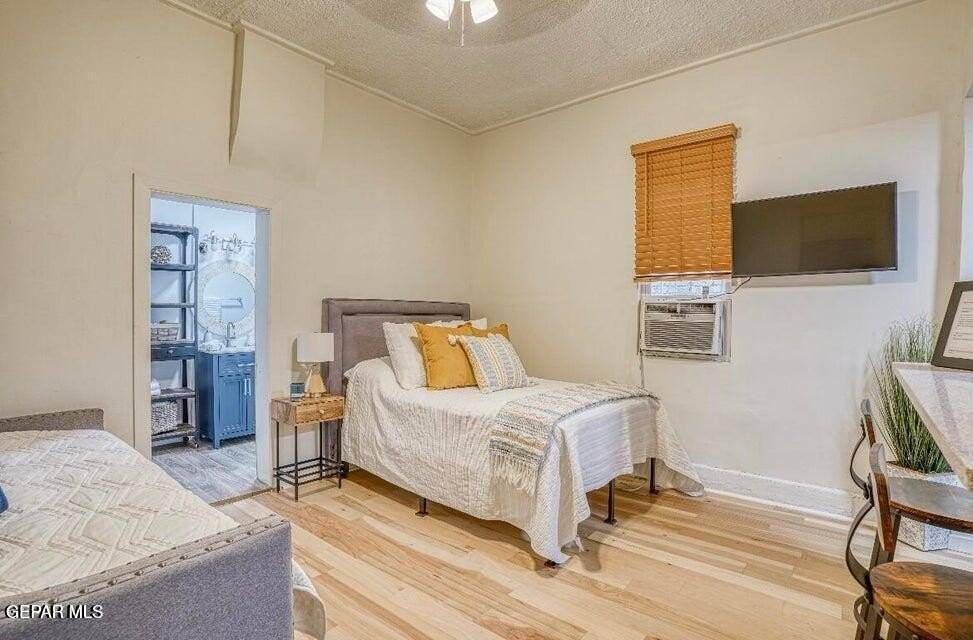 709 North Saint Vrain Street #2 - Photo 7 of 21