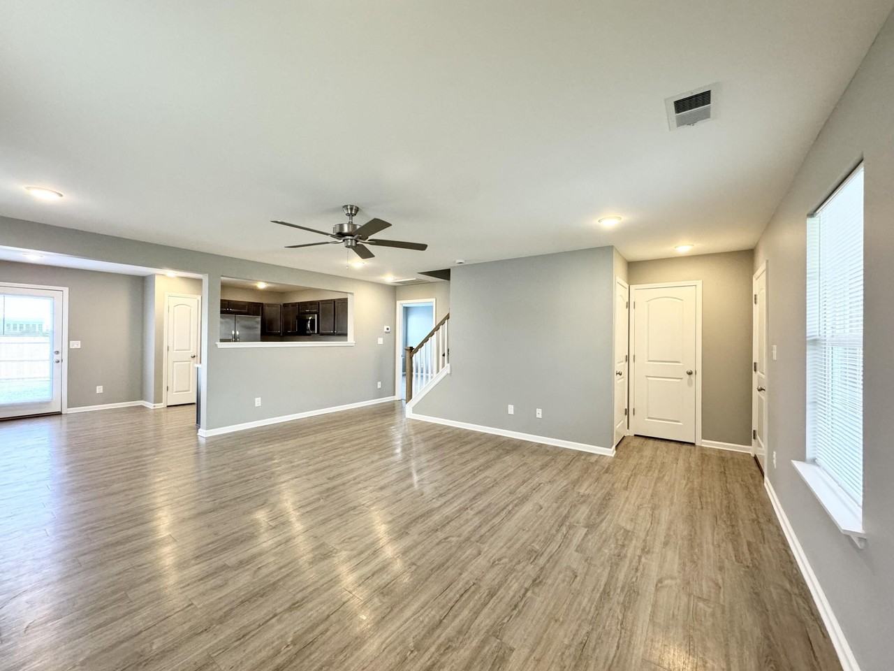 6093 Arbor Woods Way - Photo 4 of 50