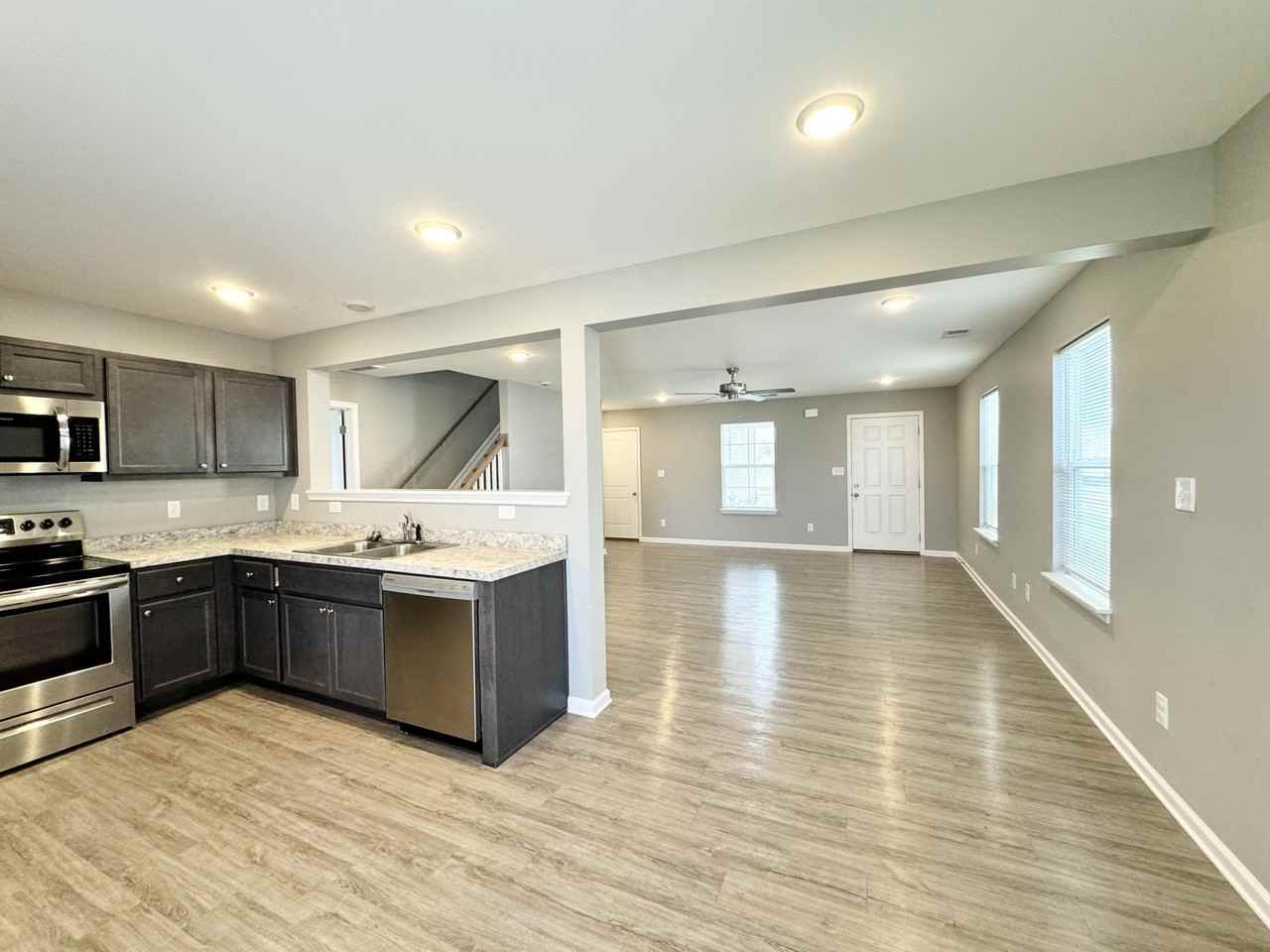 6093 Arbor Woods Way - Photo 7 of 50