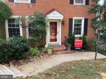 2927 S Dinwiddie St - Photo 1 of 1