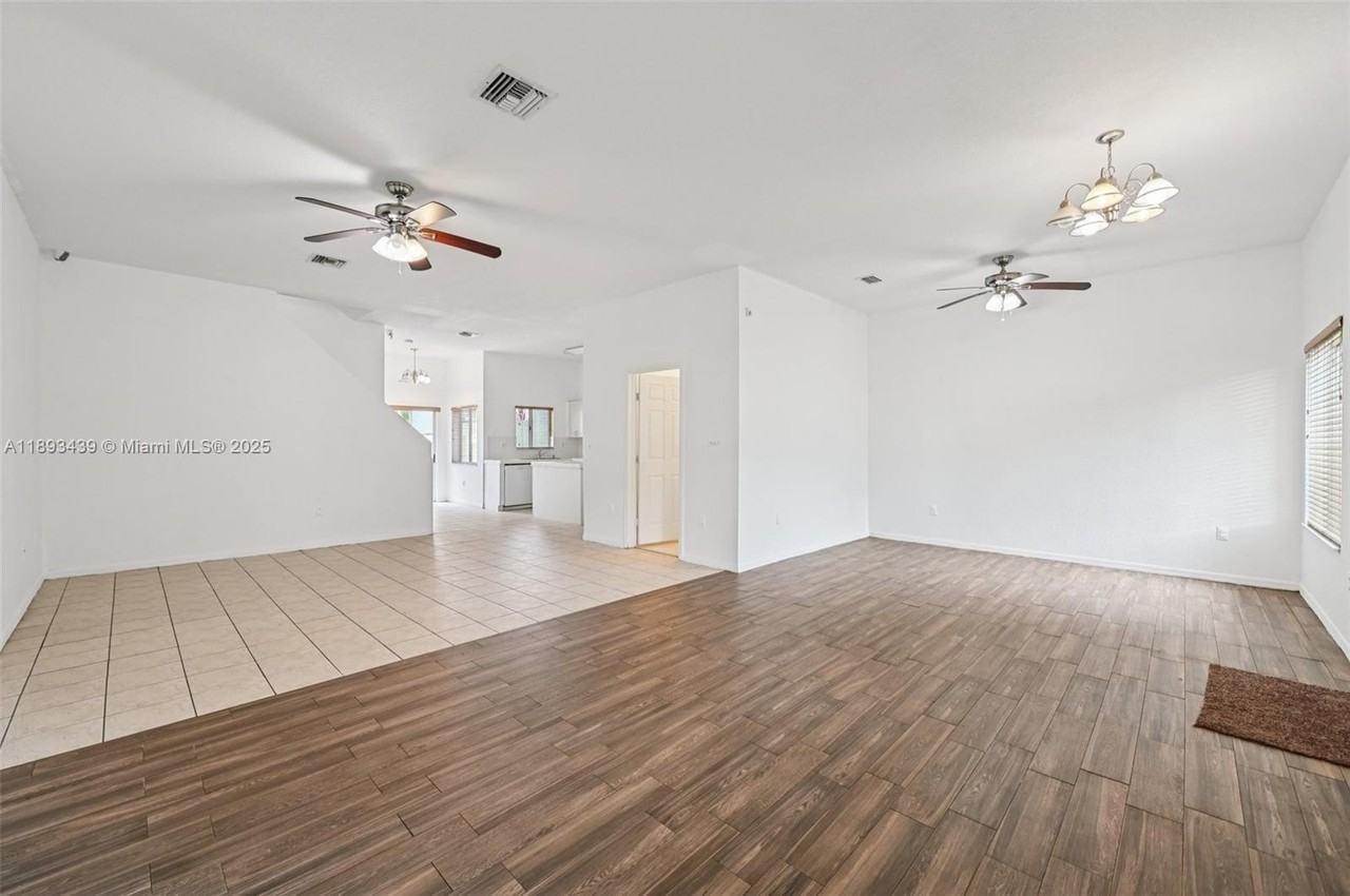 2456 Se 19th Ct #0 - Photo 6 of 39