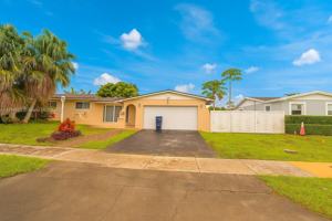 featured image of 14420 Sw 74th St #1