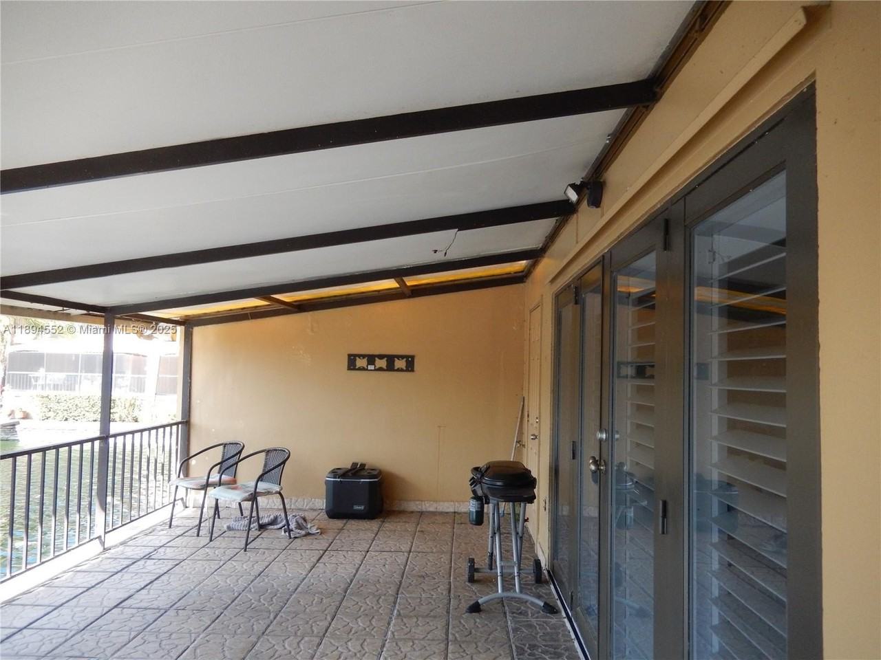 16000 Kilmarnock Drive - Photo 2 of 30