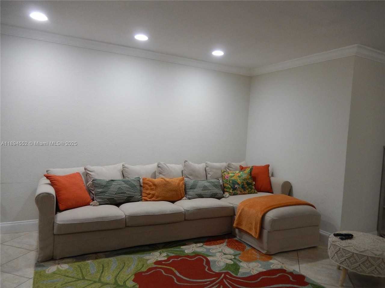 16000 Kilmarnock Drive - Photo 4 of 30