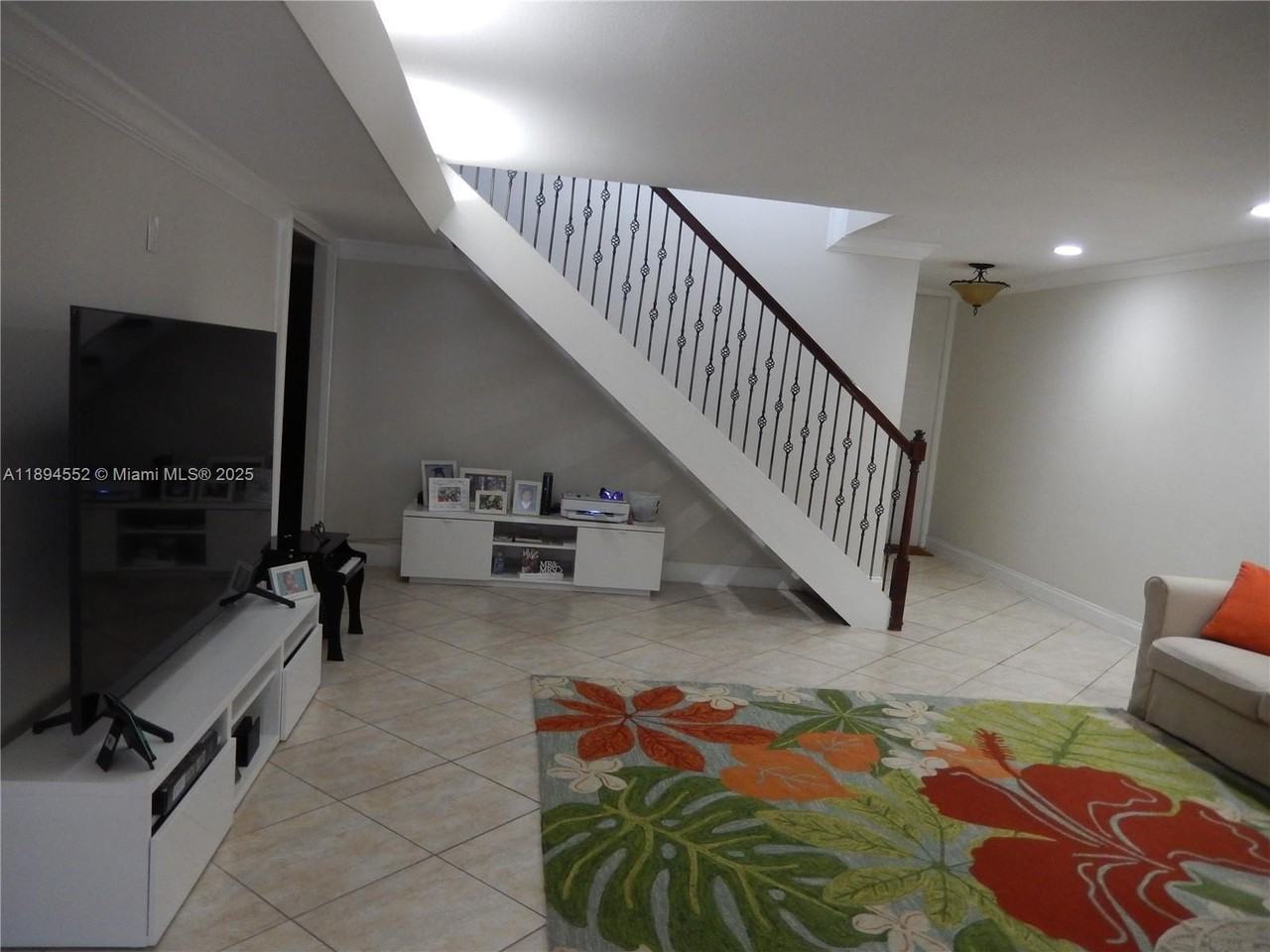 16000 Kilmarnock Drive - Photo 5 of 30