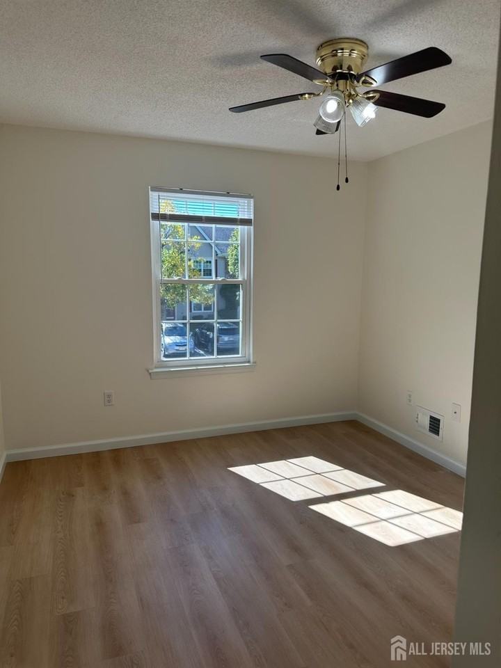 30 Dartmouth Way - Photo 6 of 12