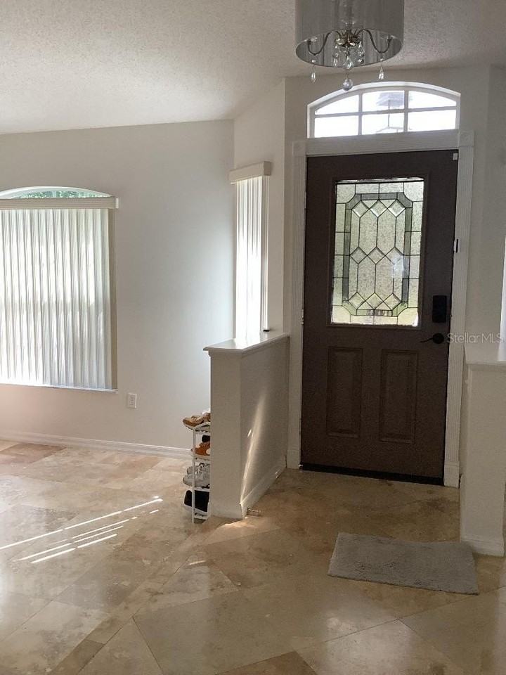 2141 Detroit Ter - Photo 2 of 17