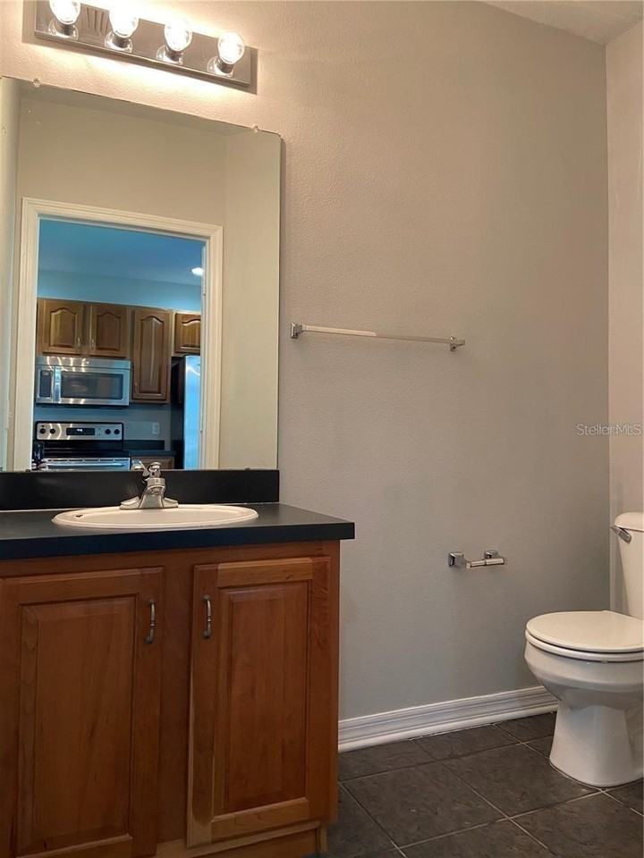 16410 Swan View Cir - Photo 5 of 24