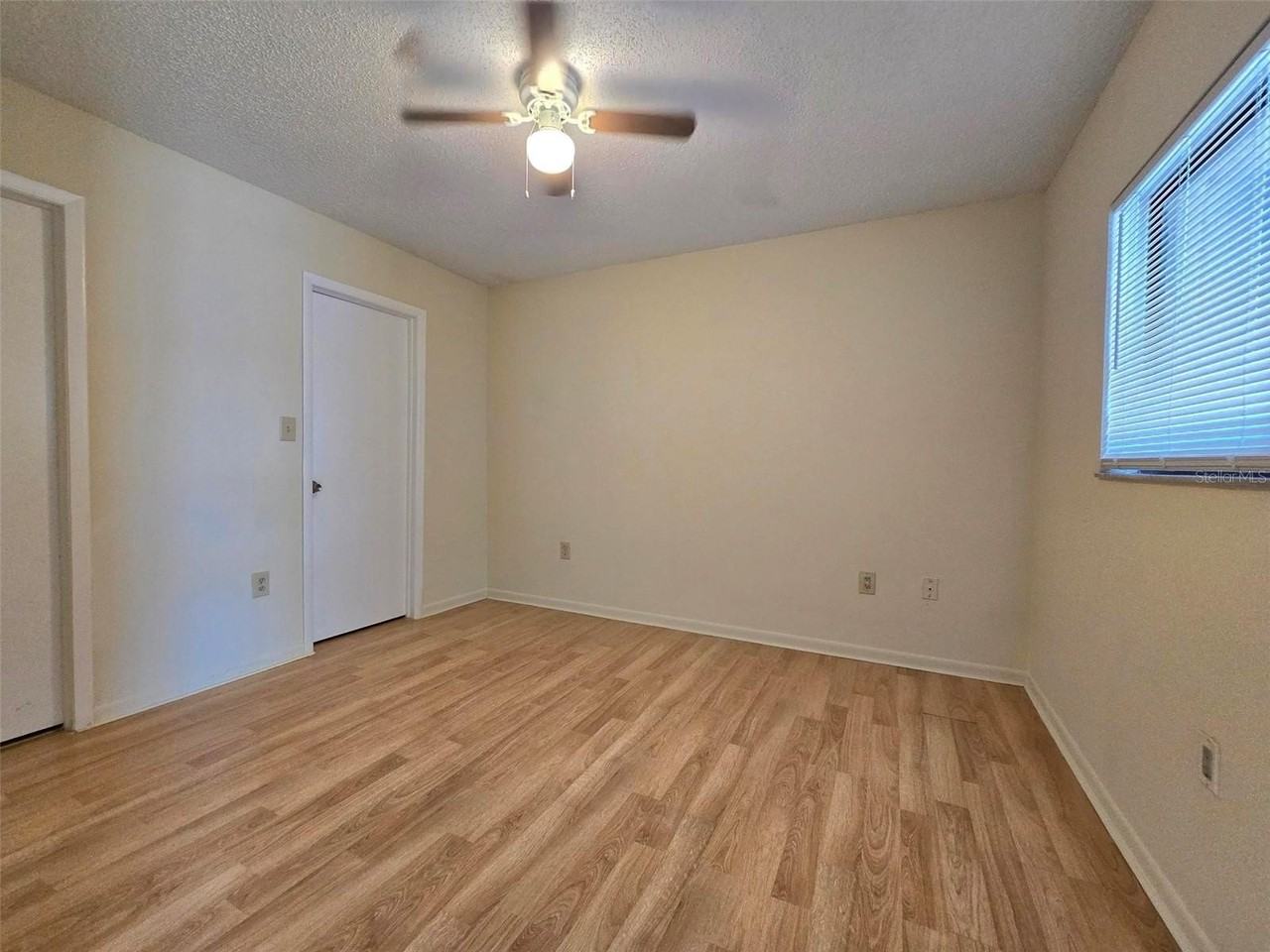 4007 Ashford Green Pl #E103 - Photo 7 of 13