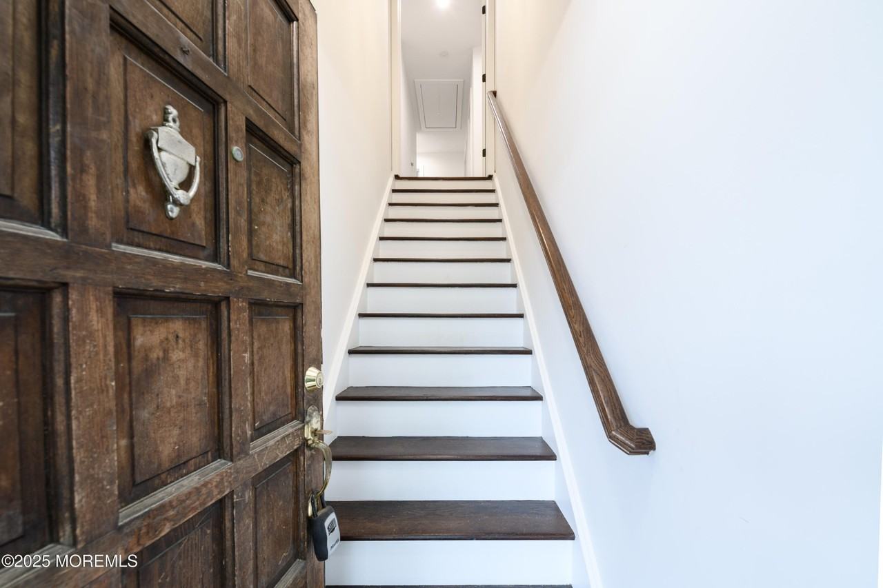 2037 Westfield Avenue - Photo 2 of 27