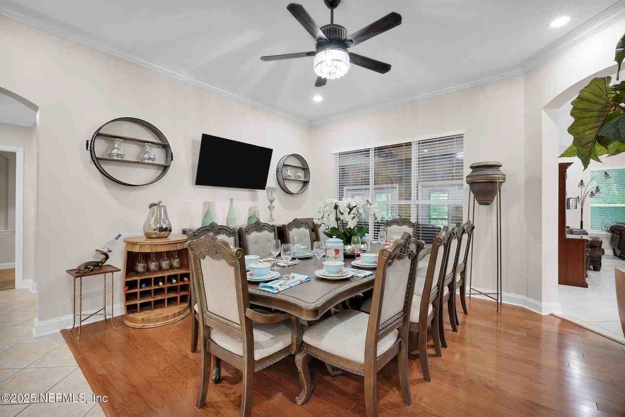 526 Oakmont Dr - Photo 6 of 50