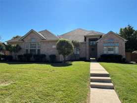 314 Chisholm Trl - Photo 1 of 1