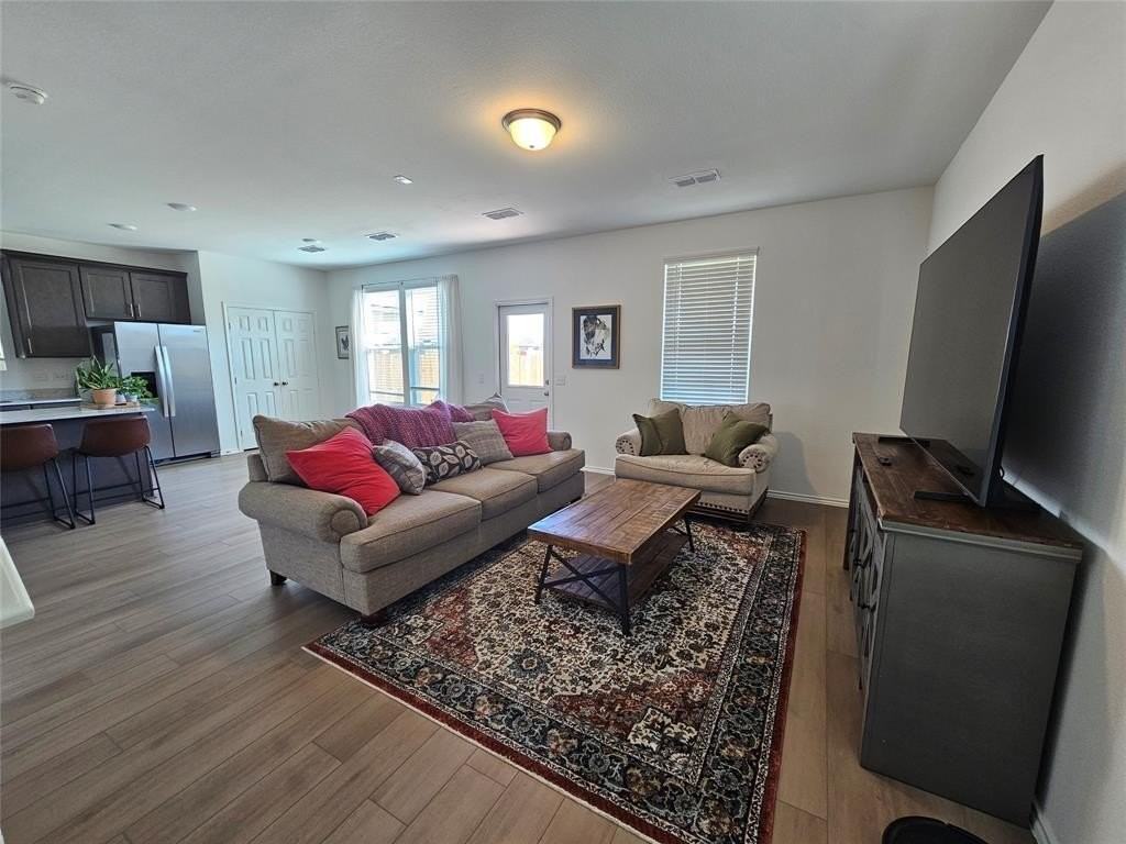 2507 Roundstone Way - Photo 3 of 27