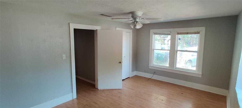 2508 Dalford St - Photo 5 of 21