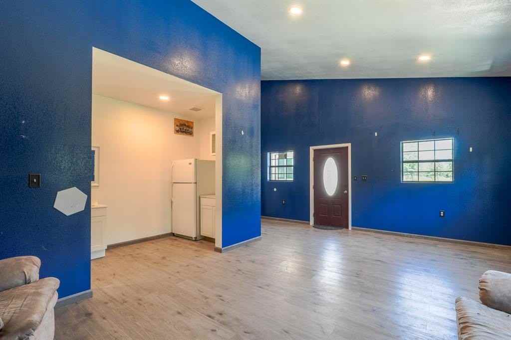 352247 E 1040 - Photo 6 of 23