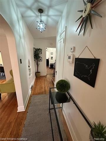 20020 Riopelle St - Photo 3 of 21