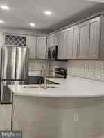 featured image of 305 N Payson St