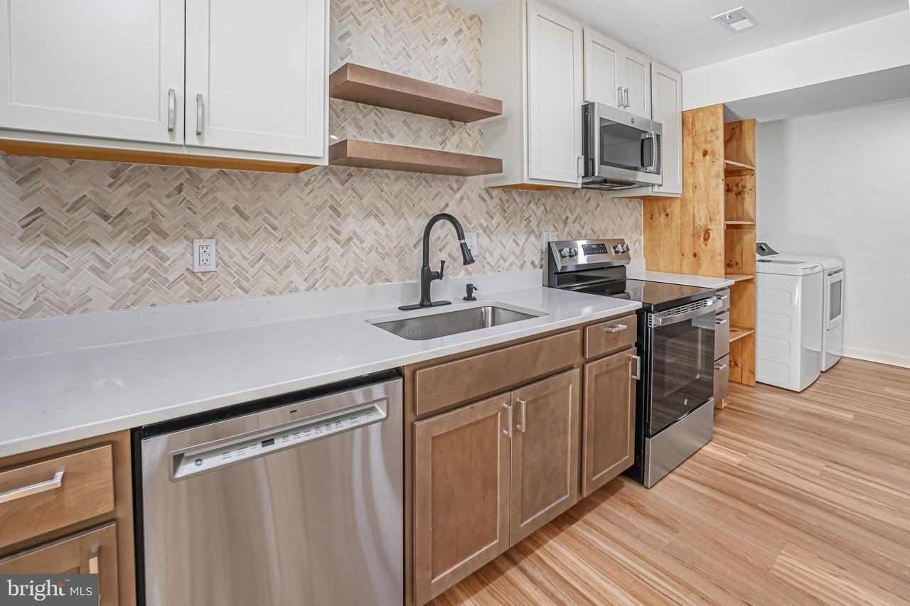 14001 Westmeath Dr Unit B #B - Photo 6 of 34