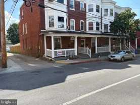 422 N Locust St - Photo 1 of 1