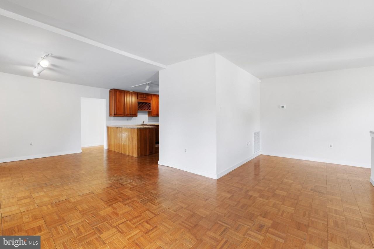 9800 Germantown Pike - Photo 6 of 20