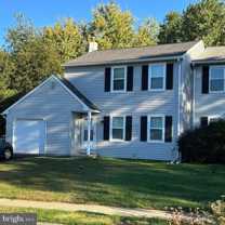 448 Windsor Dr - Photo 1 of 1