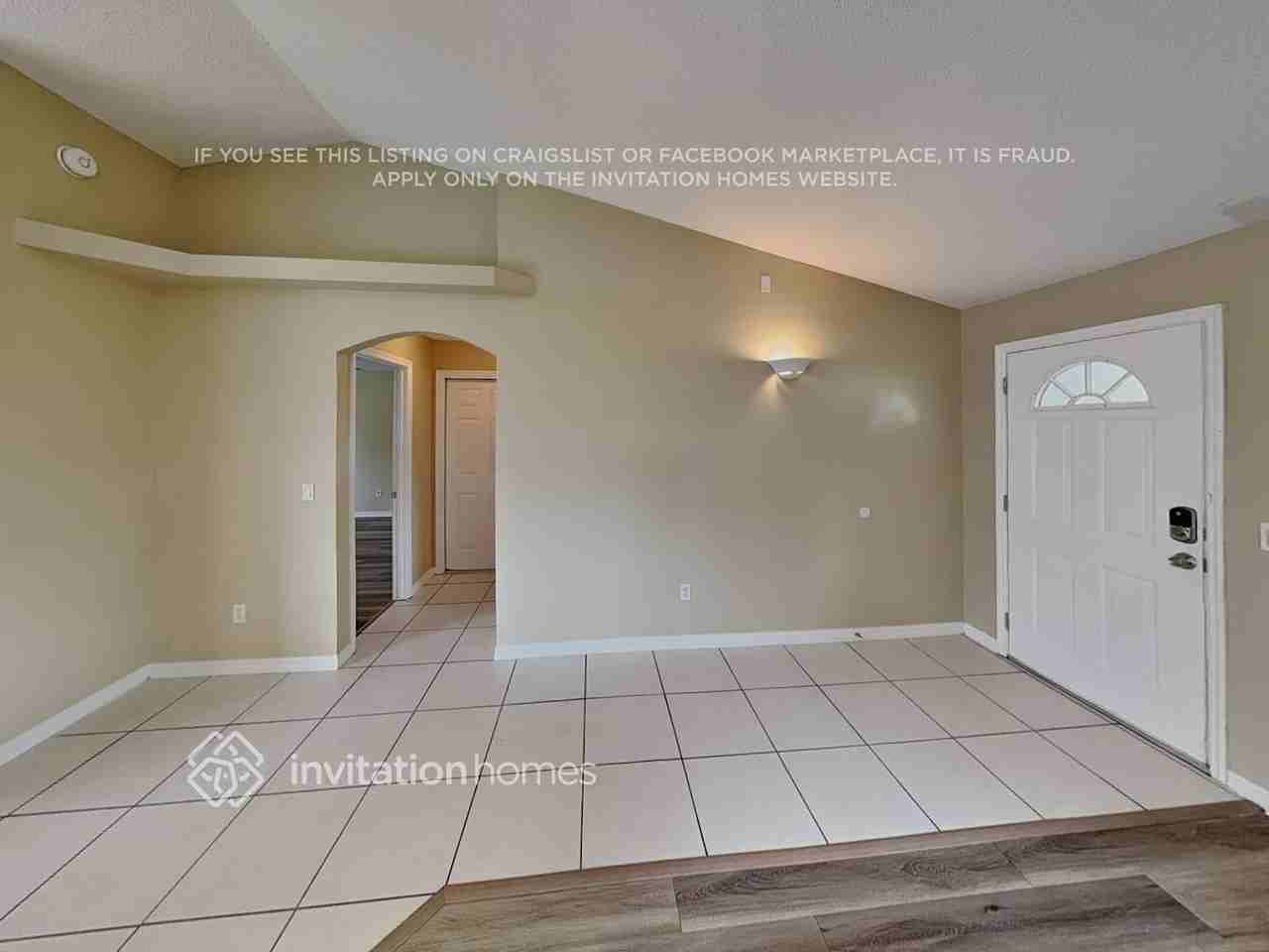 3132 Travelers Palm Dr - Photo 3 of 18
