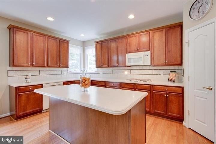 21516 Inman Park Pl - Photo 5 of 23