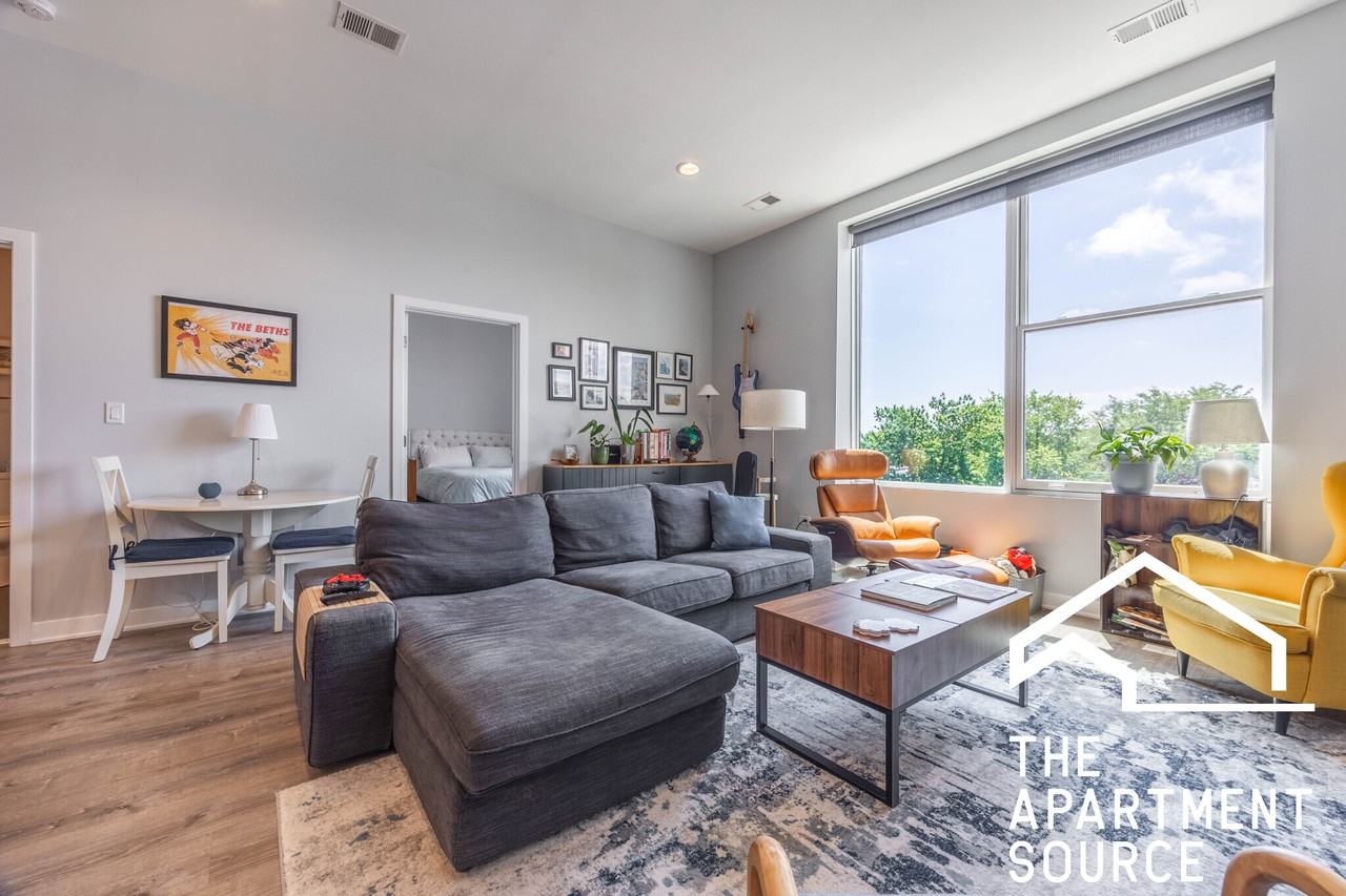 2247 W Lawrence Ave #205 - Photo 2 of 24