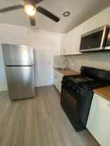 815 W Courtois St #D - Photo 1 of 1