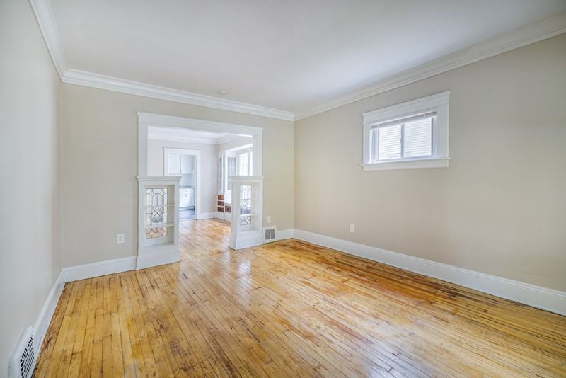 12401 Parkhill Ave #UP - Photo 2 of 11